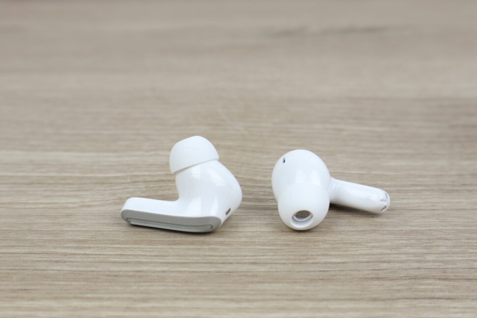 Redmi Buds 4 Pro Earbuds Design 2