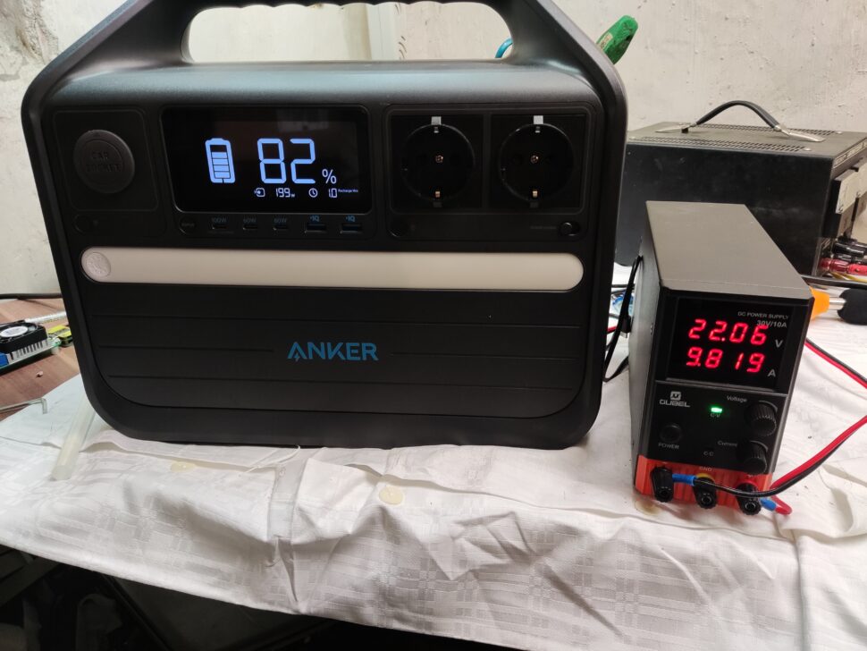 Anker Powerhouse 555 Labornetzteil 22