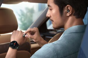 HUAWEI WATCH Buds Creative Lifestyle Shot 9