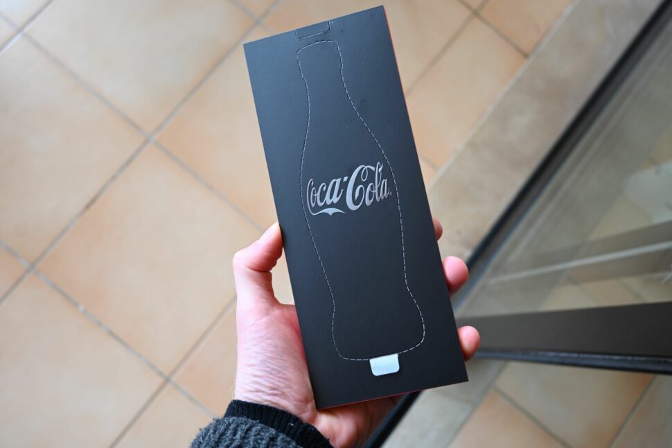 Realme 10 Pro Lieferumfang Cocacola 7