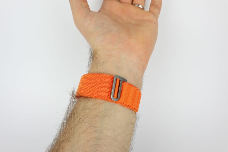 No.1 DT8 Ultra Armband 2