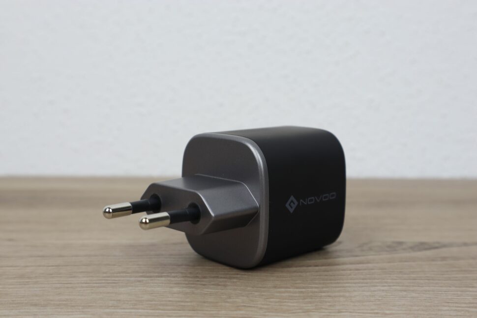 Novoo 67 Watt GaN USB C Ladegeraet Design Verarbeitung 5