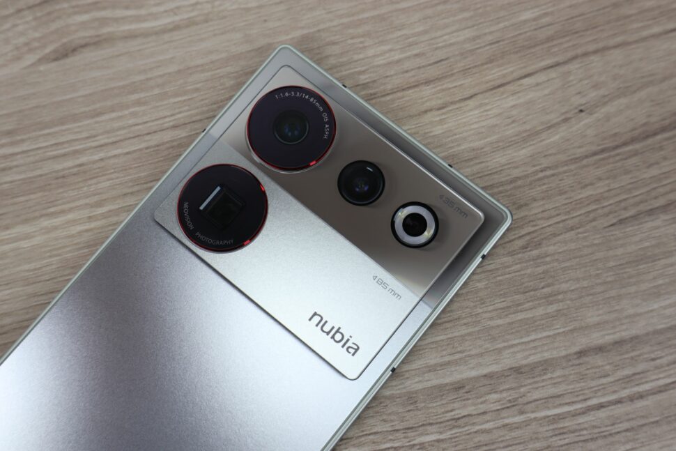 Nubia Z50 Ultra Design Rueckseite 1