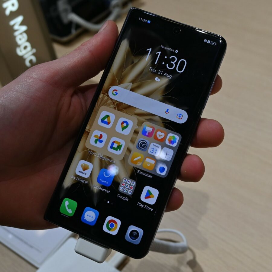 Honor Magic V2 Deutschland Design Display 3