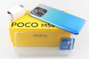 Poco M5S Test Lieferumfang