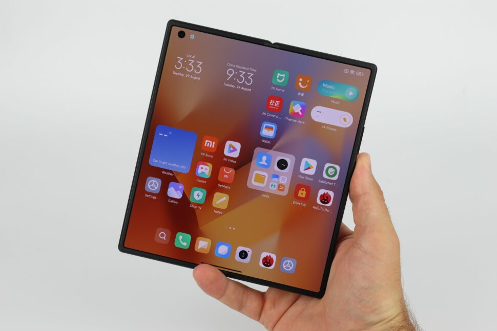 Xiaomi Mix Fold 3 Display Test 4