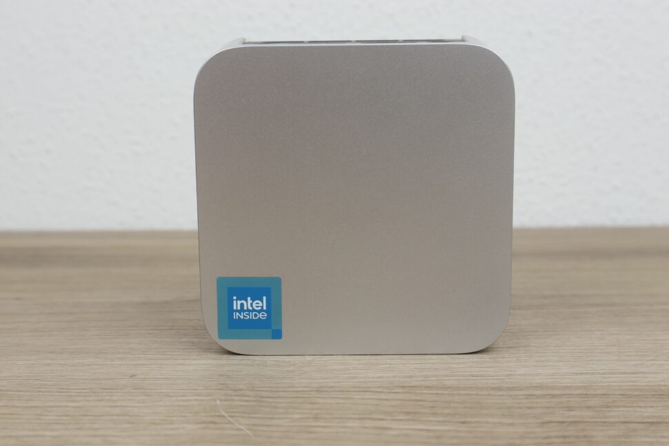 T Bao T8 Plus Mini PC vorn hinten 2