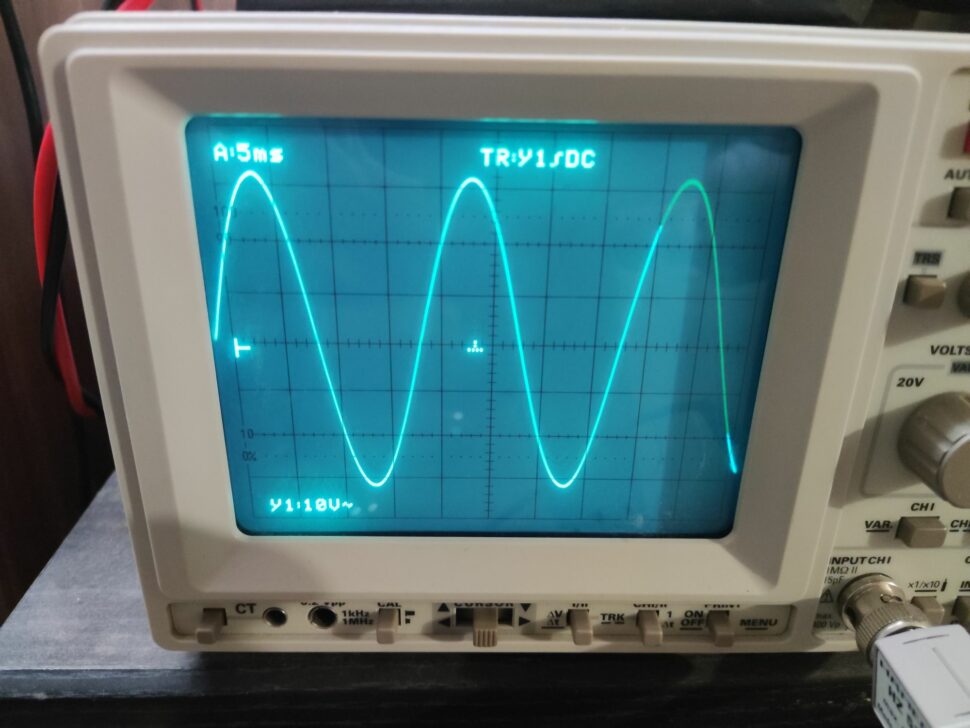 Bluetti AC70 Sinus2