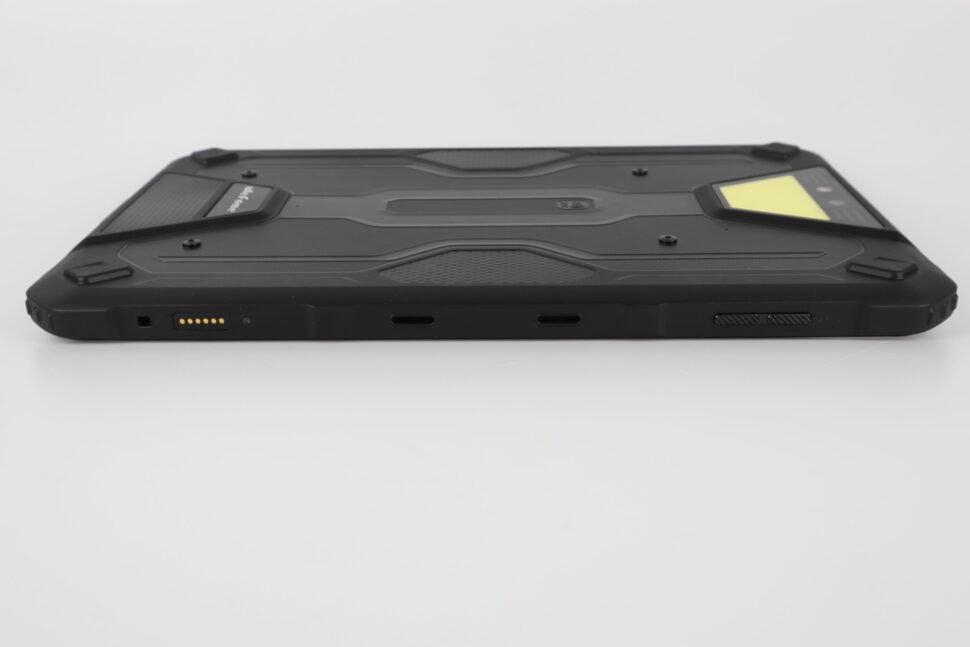 Ulefone Armor Pad 2 Anschluesse Design Verarbeitung 4