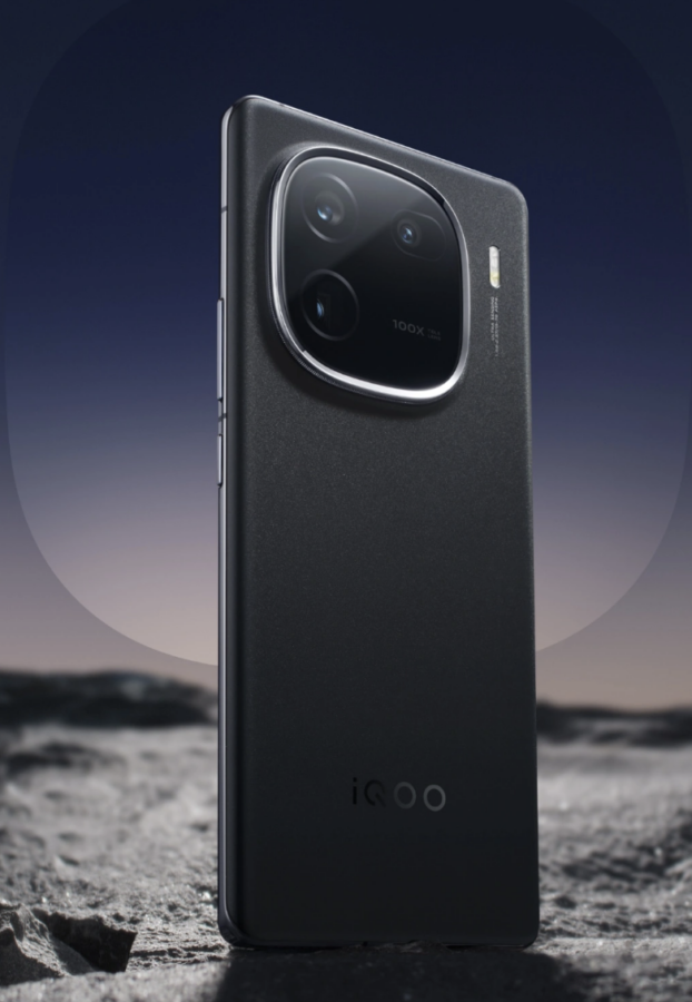 Vivo IQOO 12 Pro 3