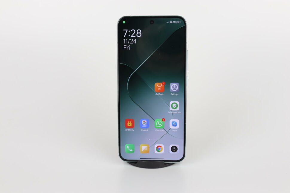 Xiaomi 14 Design 1