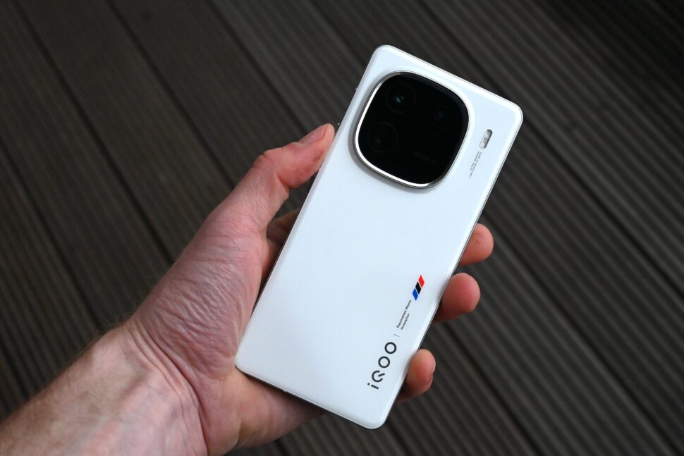 Vivo iQOO 12 Design und Verarbeitung 2