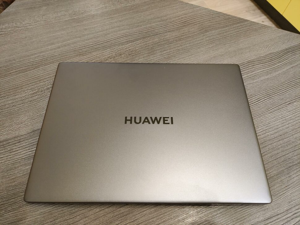 Huawei Matebook 14 Design1