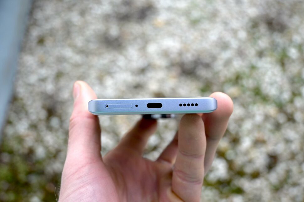 Xiaomi Redmi Note 13 proplus usb port 1