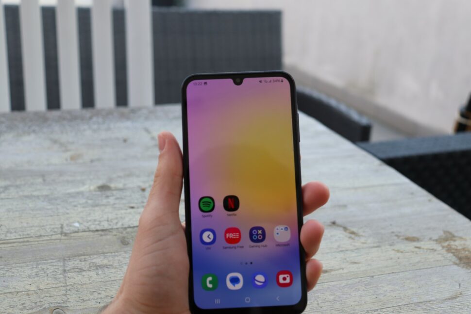 Galaxy A25 Display 4