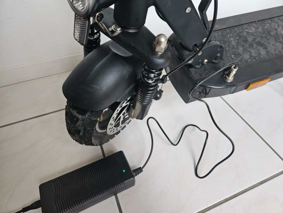 Joyor Y8 S E Scooter Aufladen 2