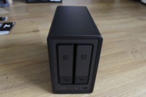 UGREEN NAS DXP2800 Test 360 11