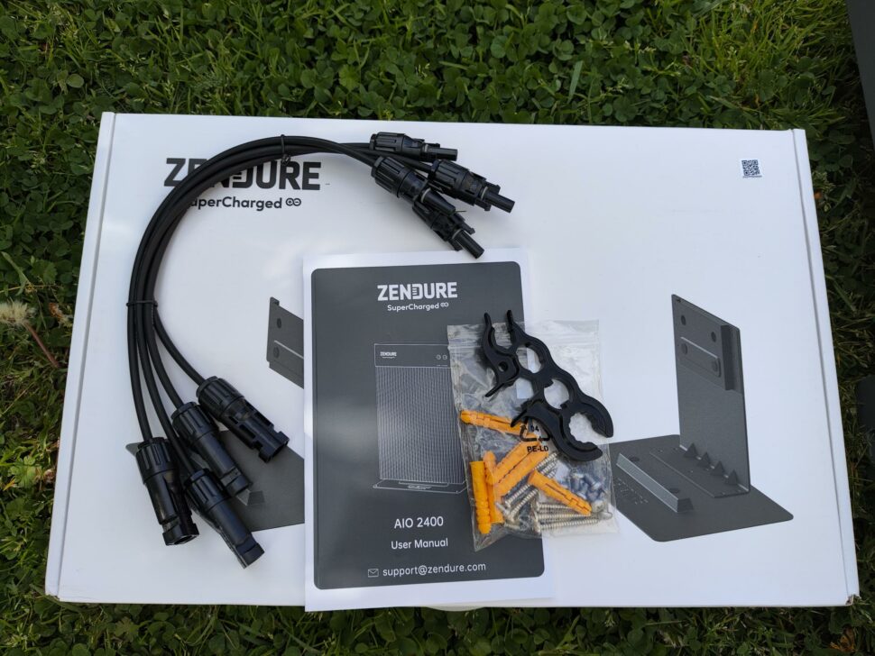 Zendure AIO 2400 Lieferumfang 4