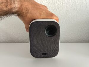 Xiaomi Mi Smart Projector 2 Design und Verarbeitung 2