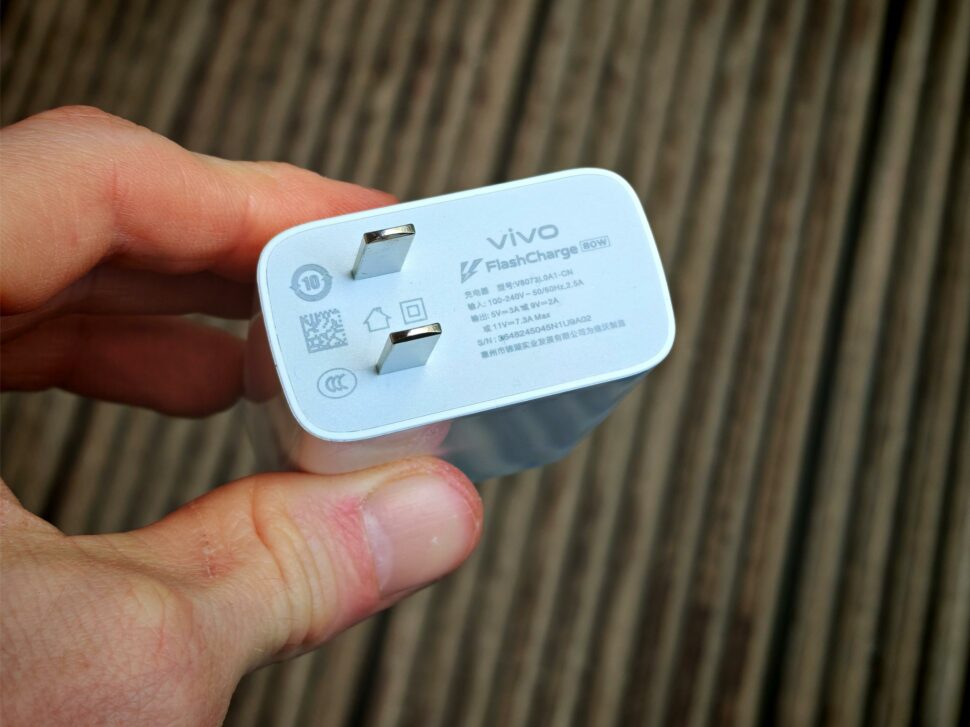 Vivo X100 Ultra Charger 3