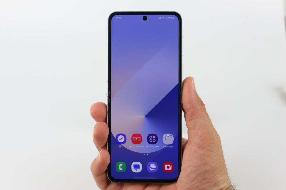 Samsung Galaxy Z Flip 6 Test Testbericht 1
