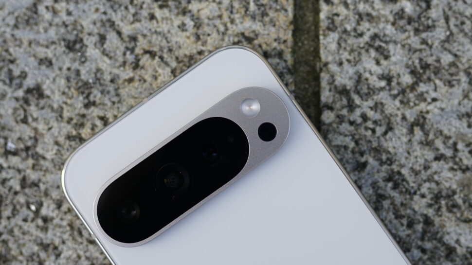 Google Pixel 9 Pro Banner 30