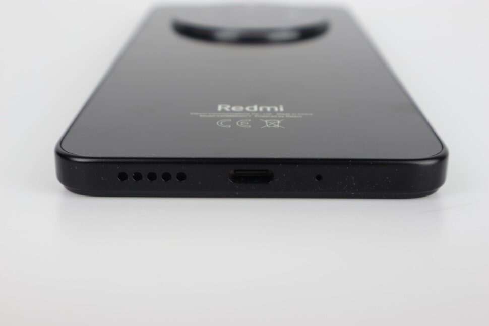 Xiaomi Redmi 14C Verarbeitung Anschluesse 1