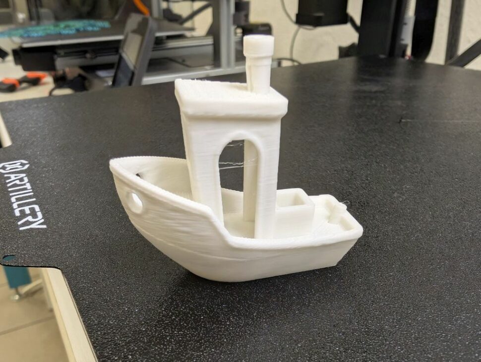 Artillery Sidewinder Benchy