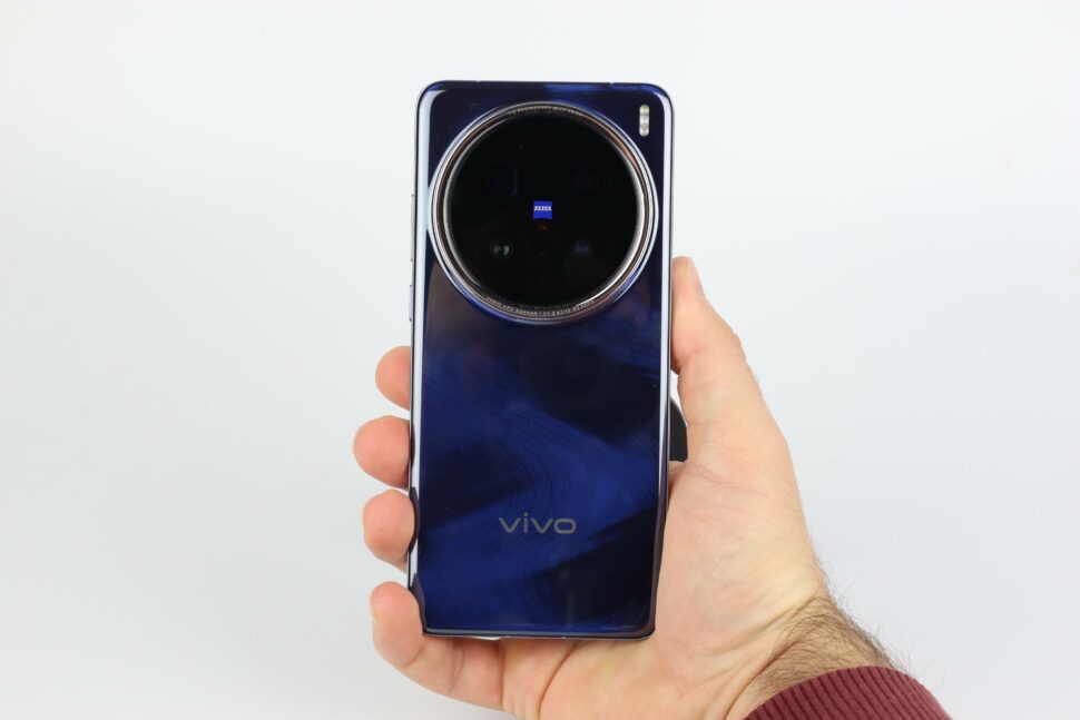 Vivo X200 Pro Rueckseite blau 3