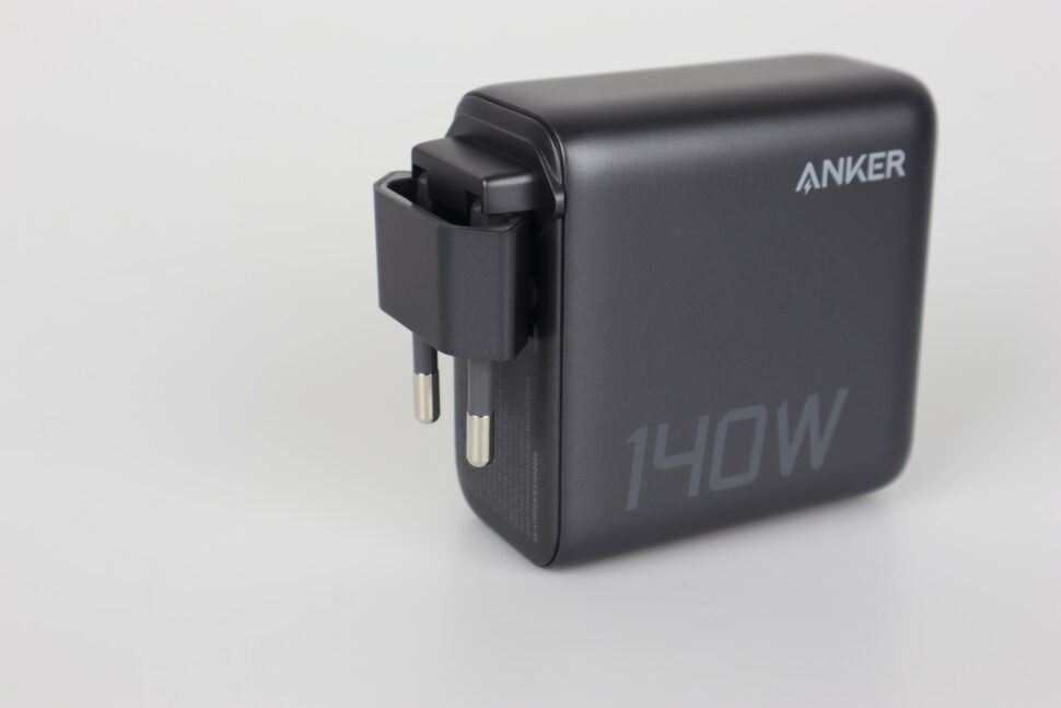 Anker 140W 4 Port Ladeadapter Klapp Design 2