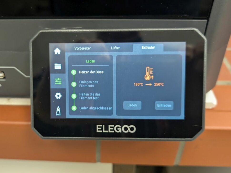 Display des Elegoo Centauri Carbon