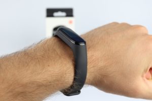 Xiaomi Mi Band 4 Handgelenk 1